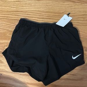 women’s nike tempo running shorts